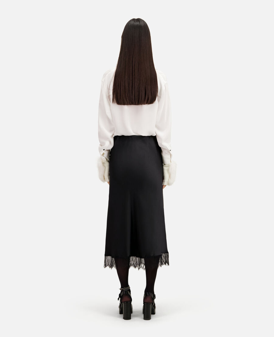jupe noire longue avec détails en dentelle