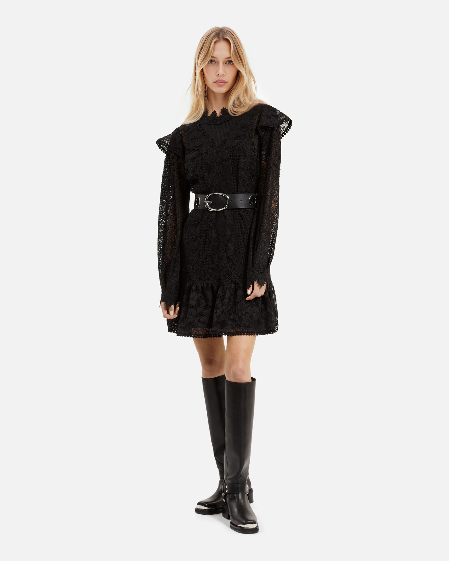 Wide belt with eyelets in black leather, BLACK, hi-res image number null