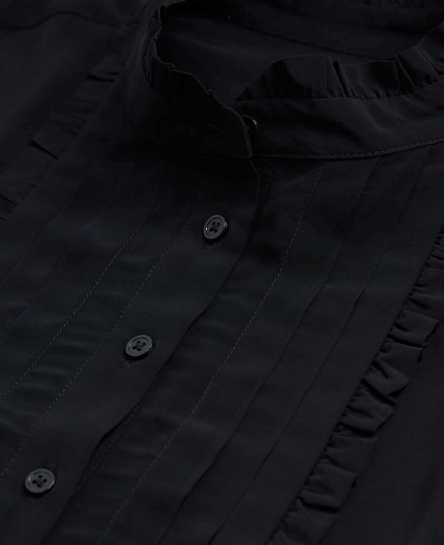 robe courte décolletée noire