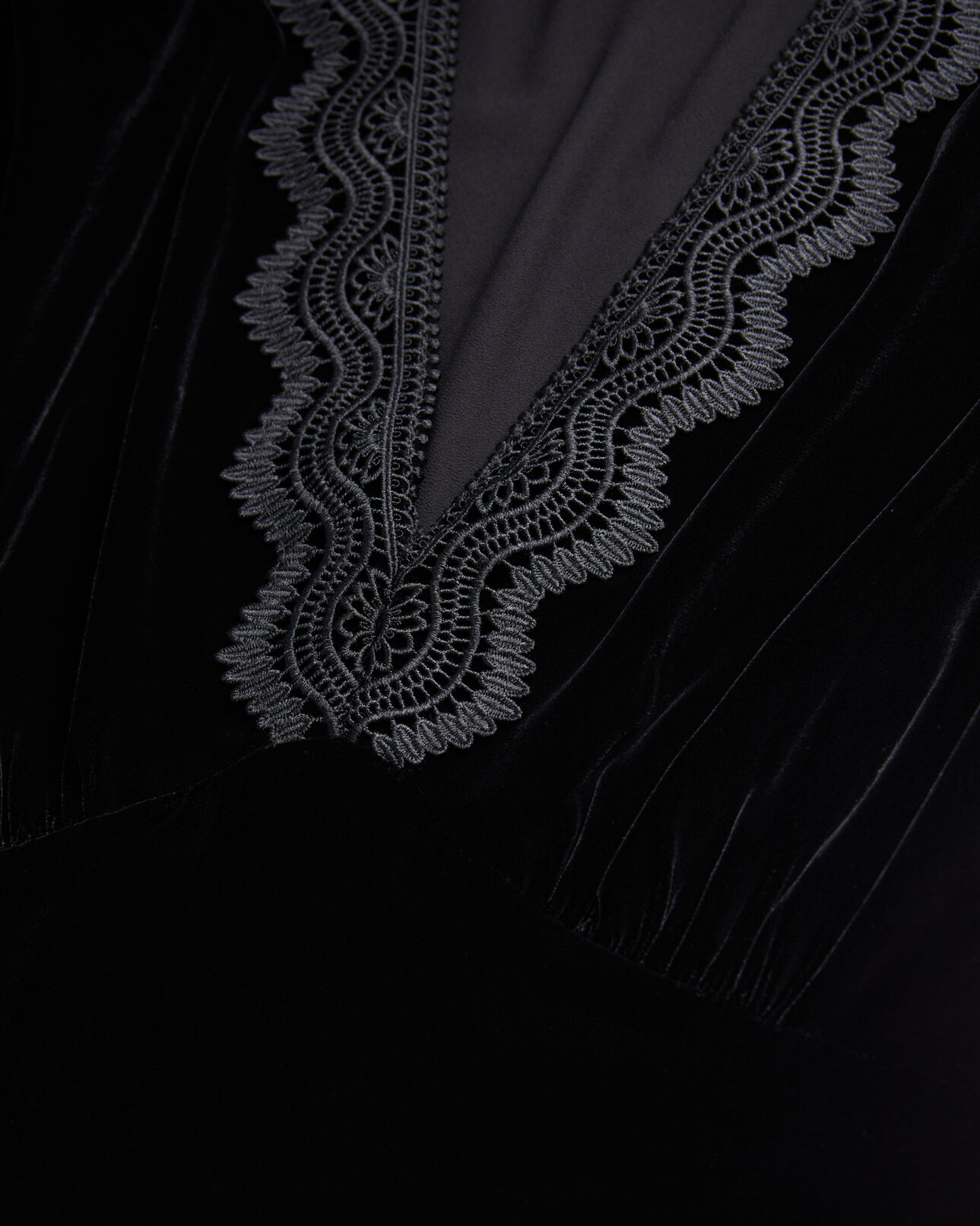 The Kooples DAMEN BLACK schwarzes, kurzes kleid aus samt