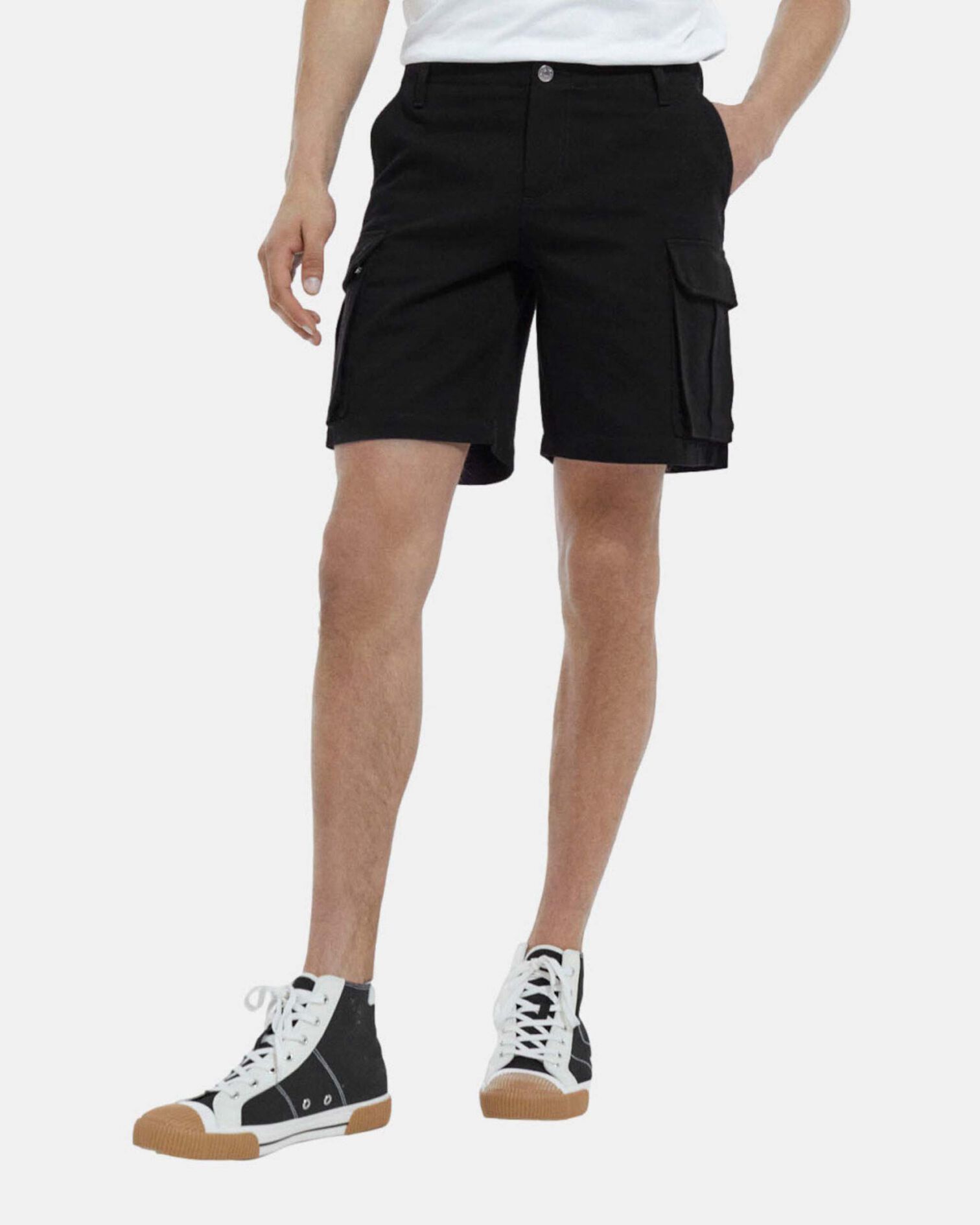 Short noir coton biologique à poches cargo, BLACK, hi-res image number null