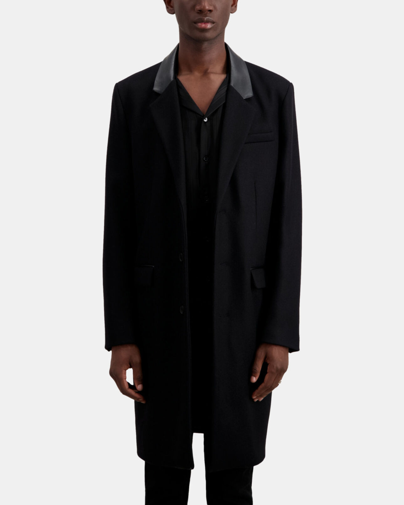 The Kooples HOMME BLACK manteau noir long en mélange de laine avec détails en cuir