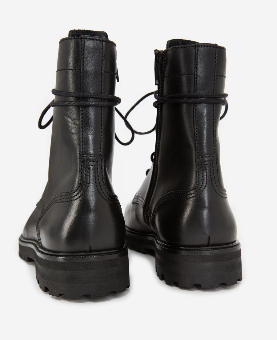 black boots in leather with side lace detail