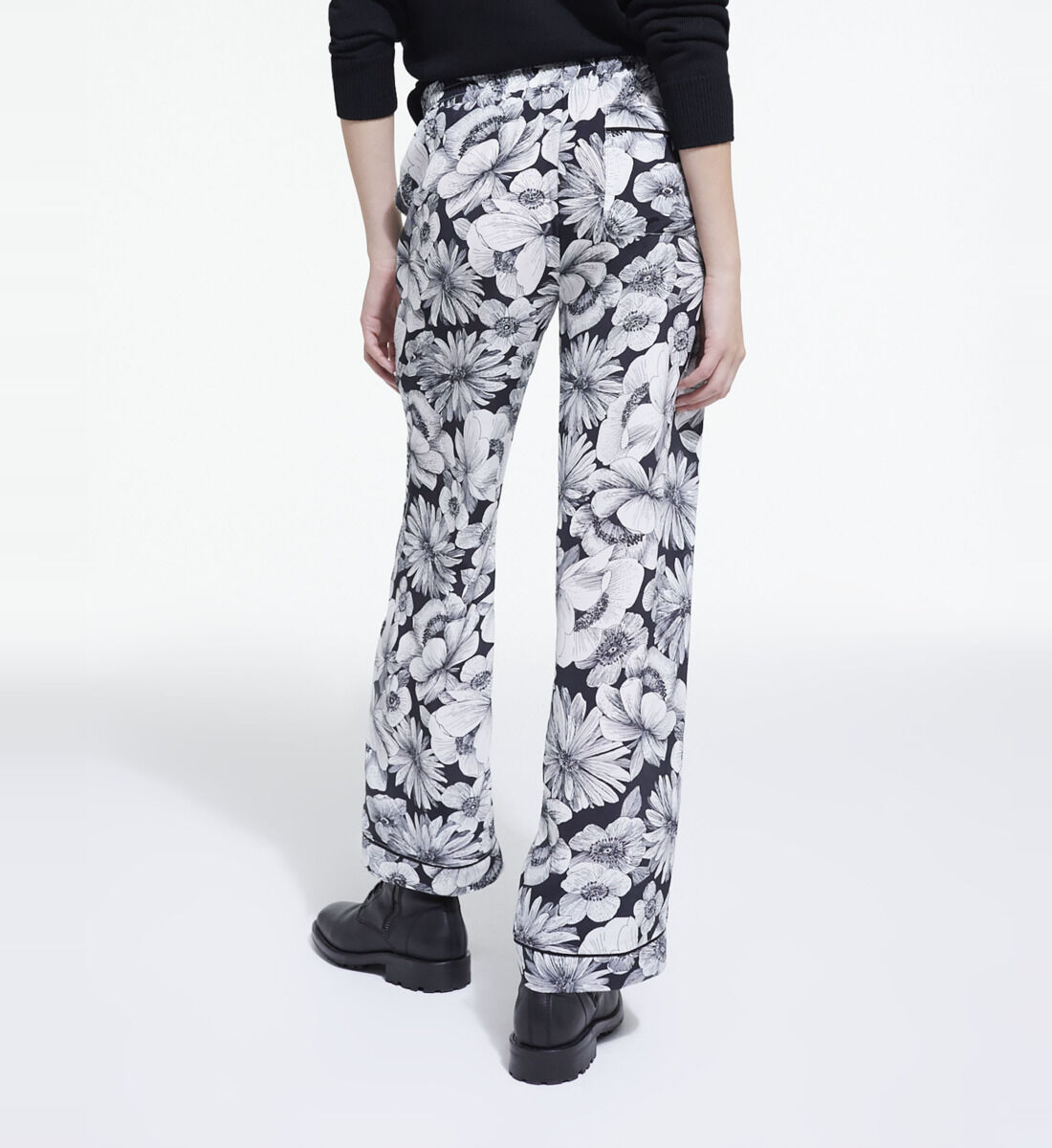 Ronnie High Rise Trouser In Essential Floral | Alice And Olivia