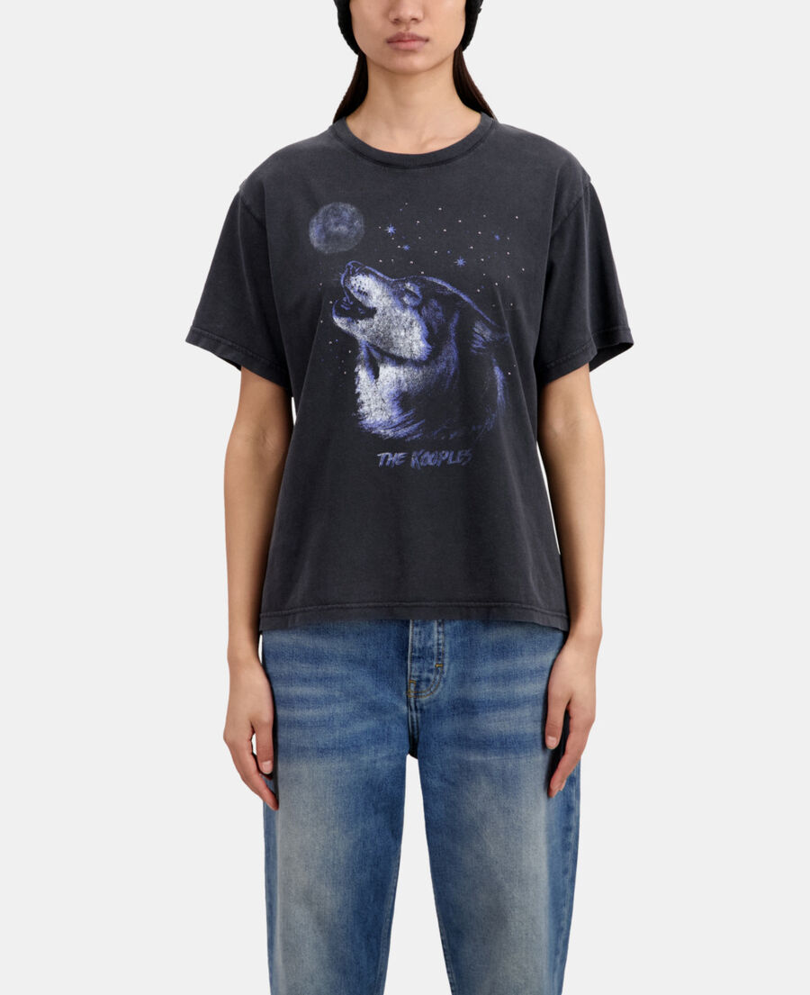 women's black t-shirt with wolf serigraphy