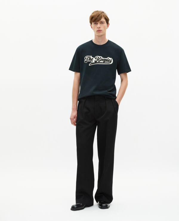The Kooples HOMME BOTTLE GREEN t-shirt avec patch vert foncé