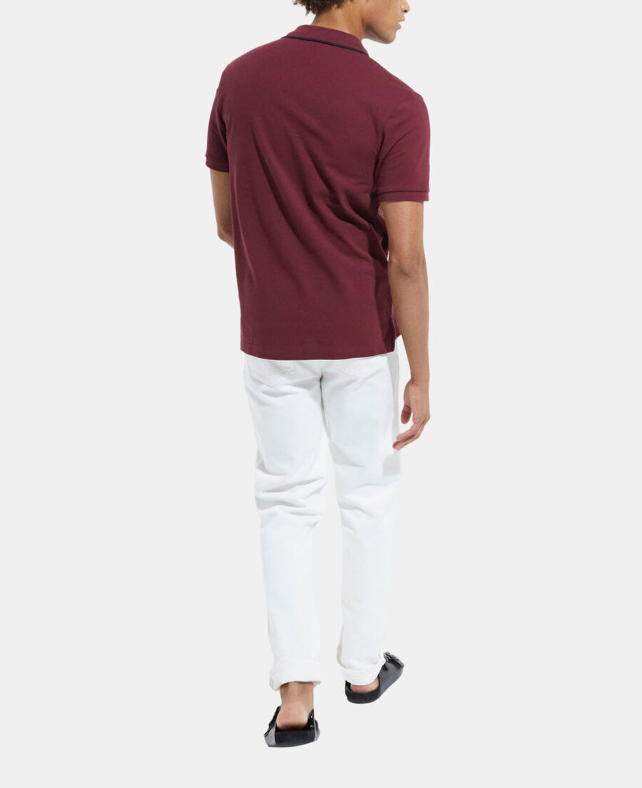 bordeauxrotes klassisches poloshirt