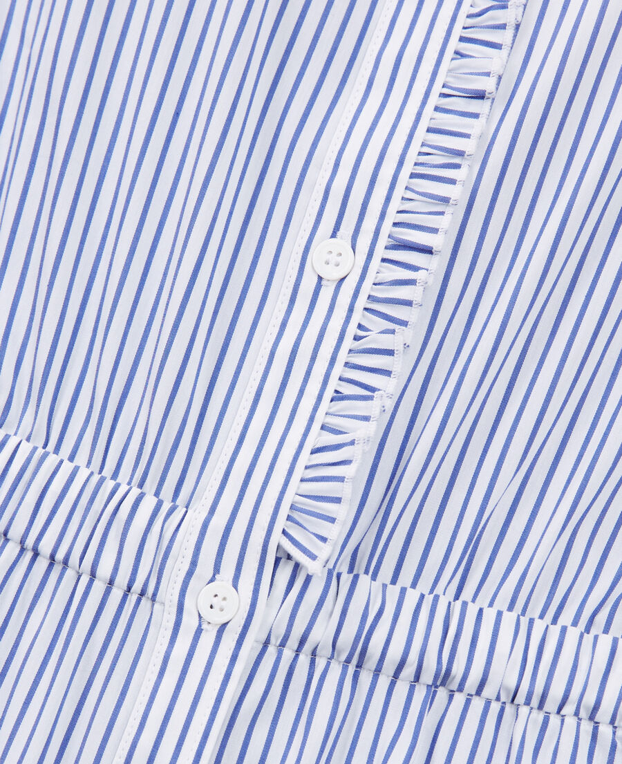 kurzes kleid mit himmelblauen streifen