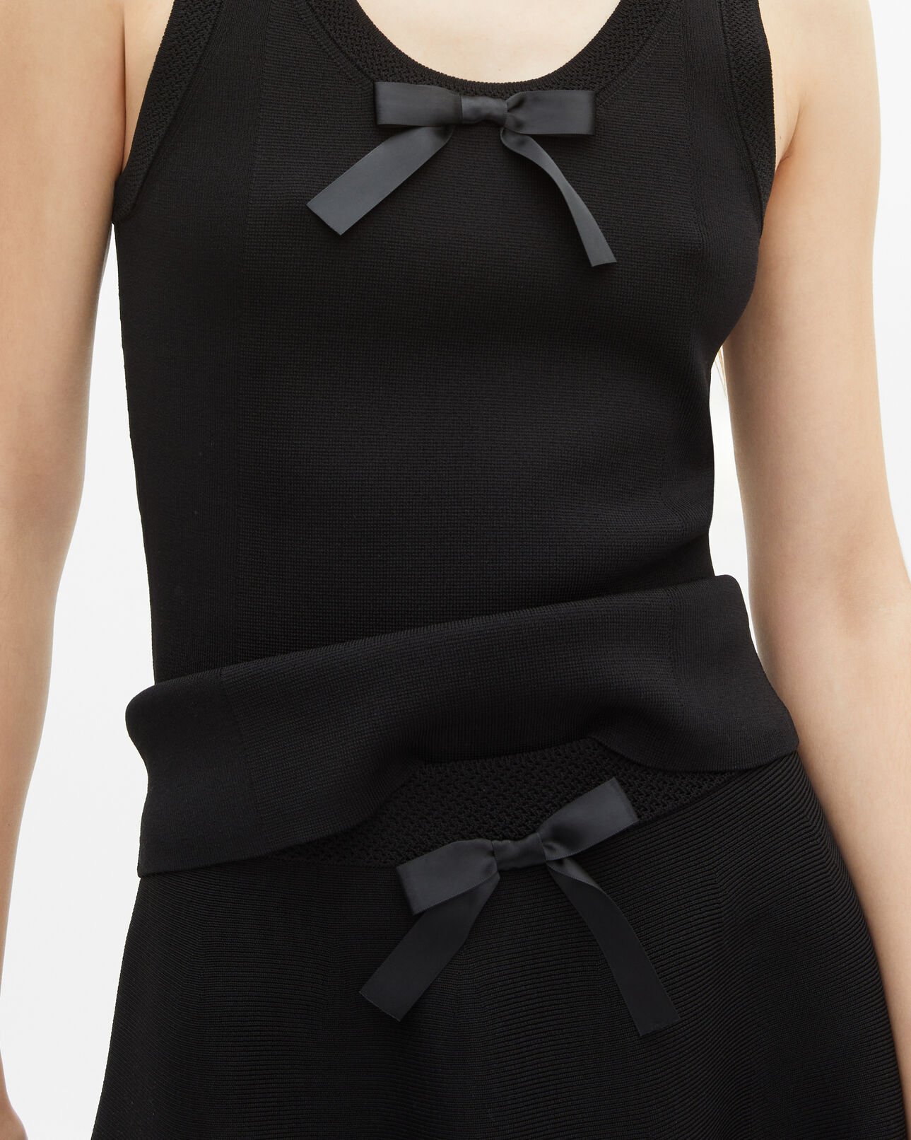 The Kooples DAMEN BLACK kurzer rock aus schwarzem strick