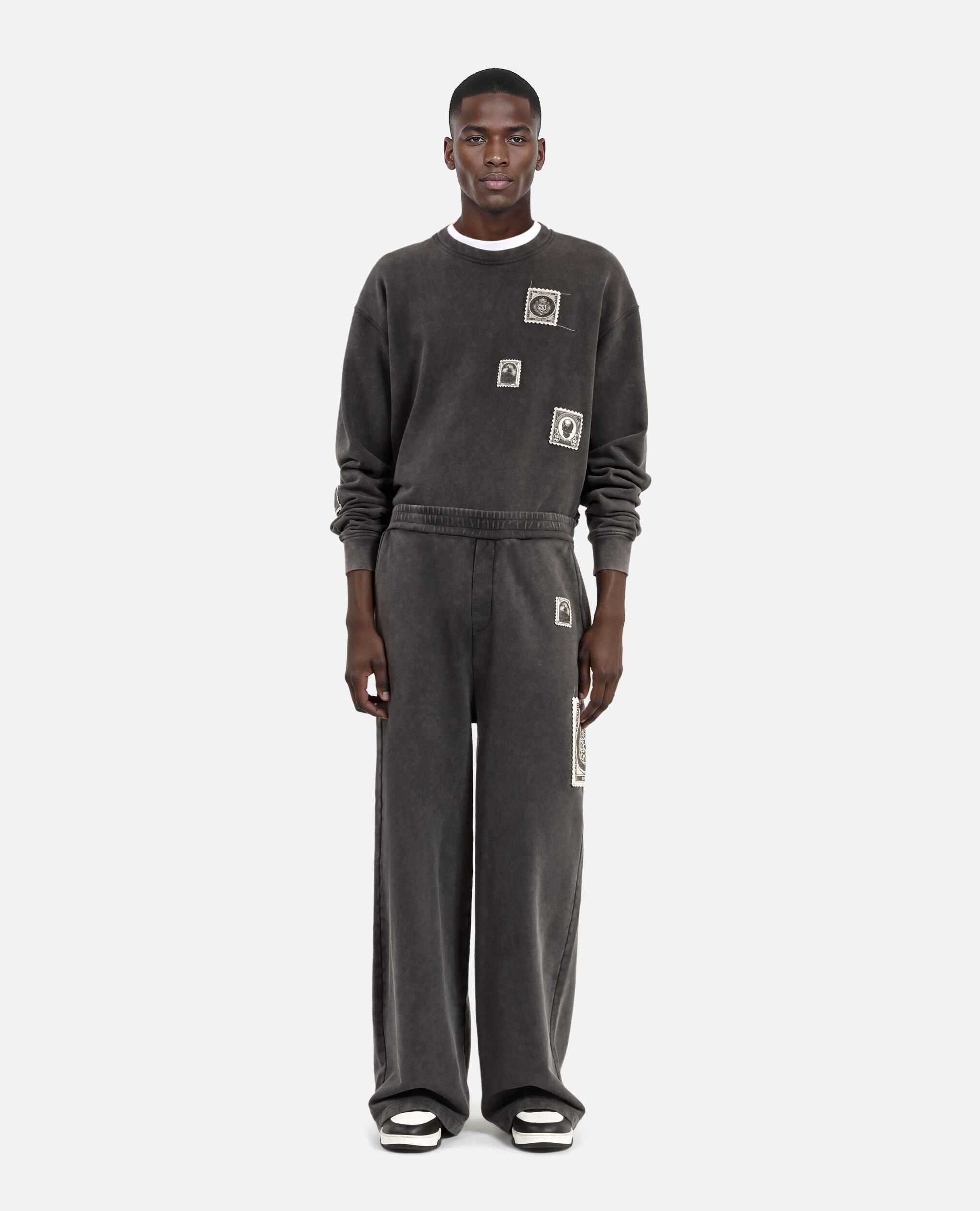 Bas de jogging droit avec patchs noir, BLACK WASHED, hi-res image number null