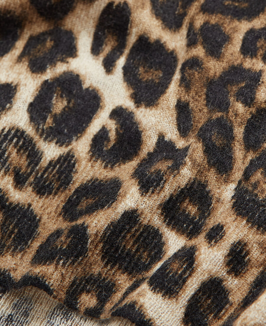 kaschmirpullover mit leopardenprint