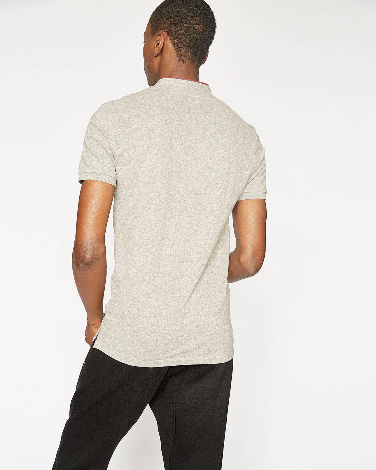The Kooples MEN LIGHT GREY MOUL/WINE RED light grey cotton polo shirt with band collar and red detailing