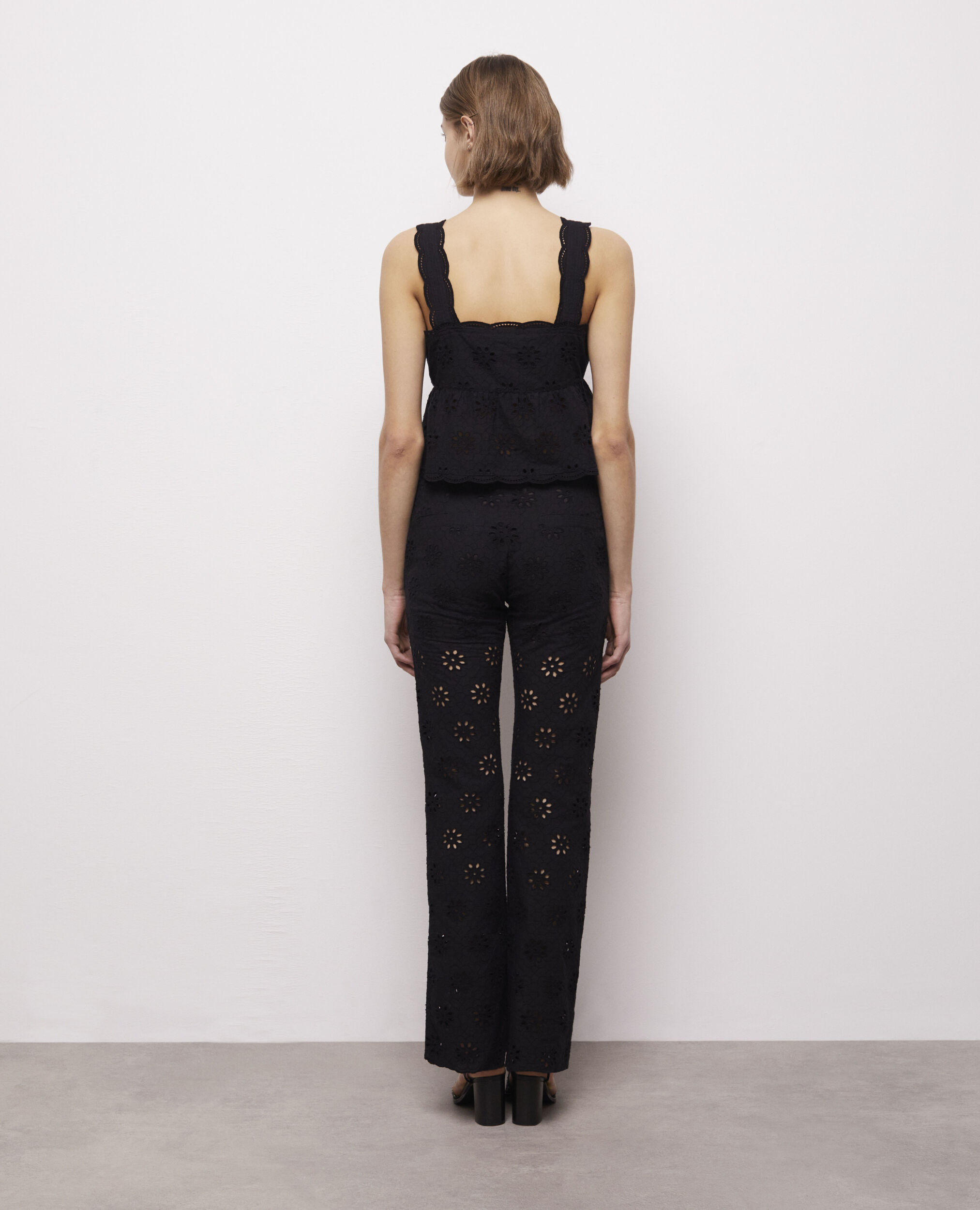 Short black top with Broderie Anglaise, BLACK, hi-res image number null