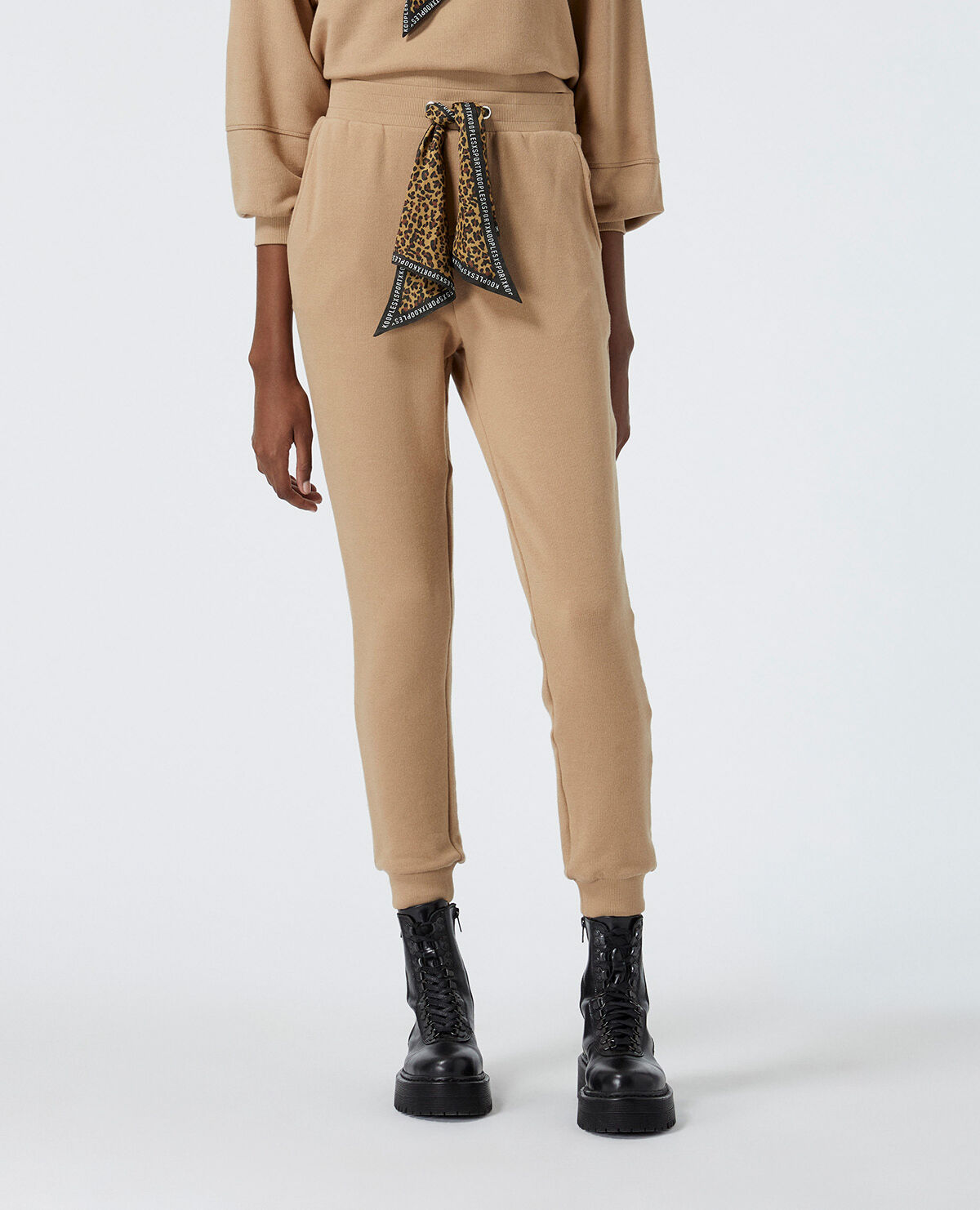 Zara sales leopard joggers