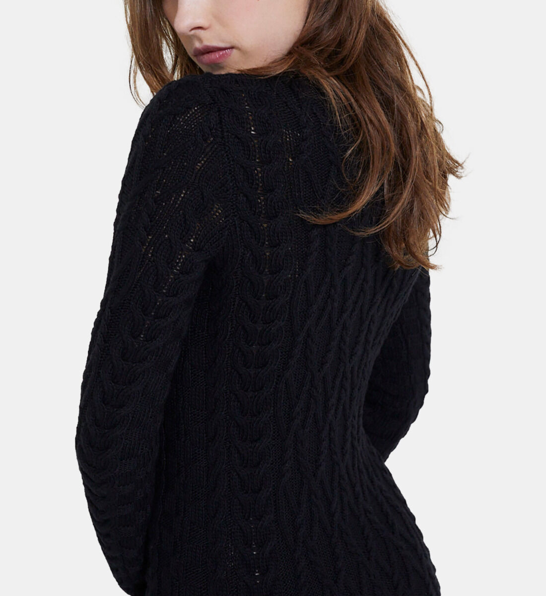 Robe noire sale laine manches longues