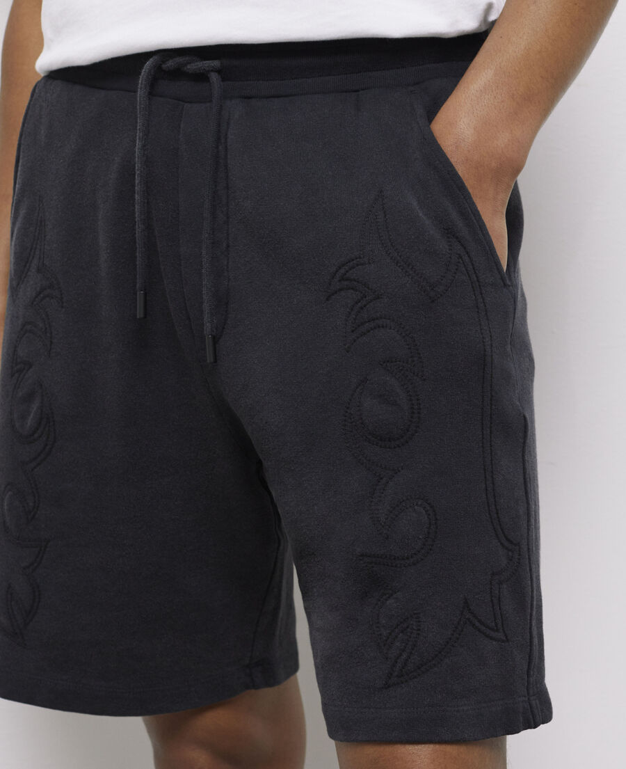 black fleece shorts with western-style embroidery