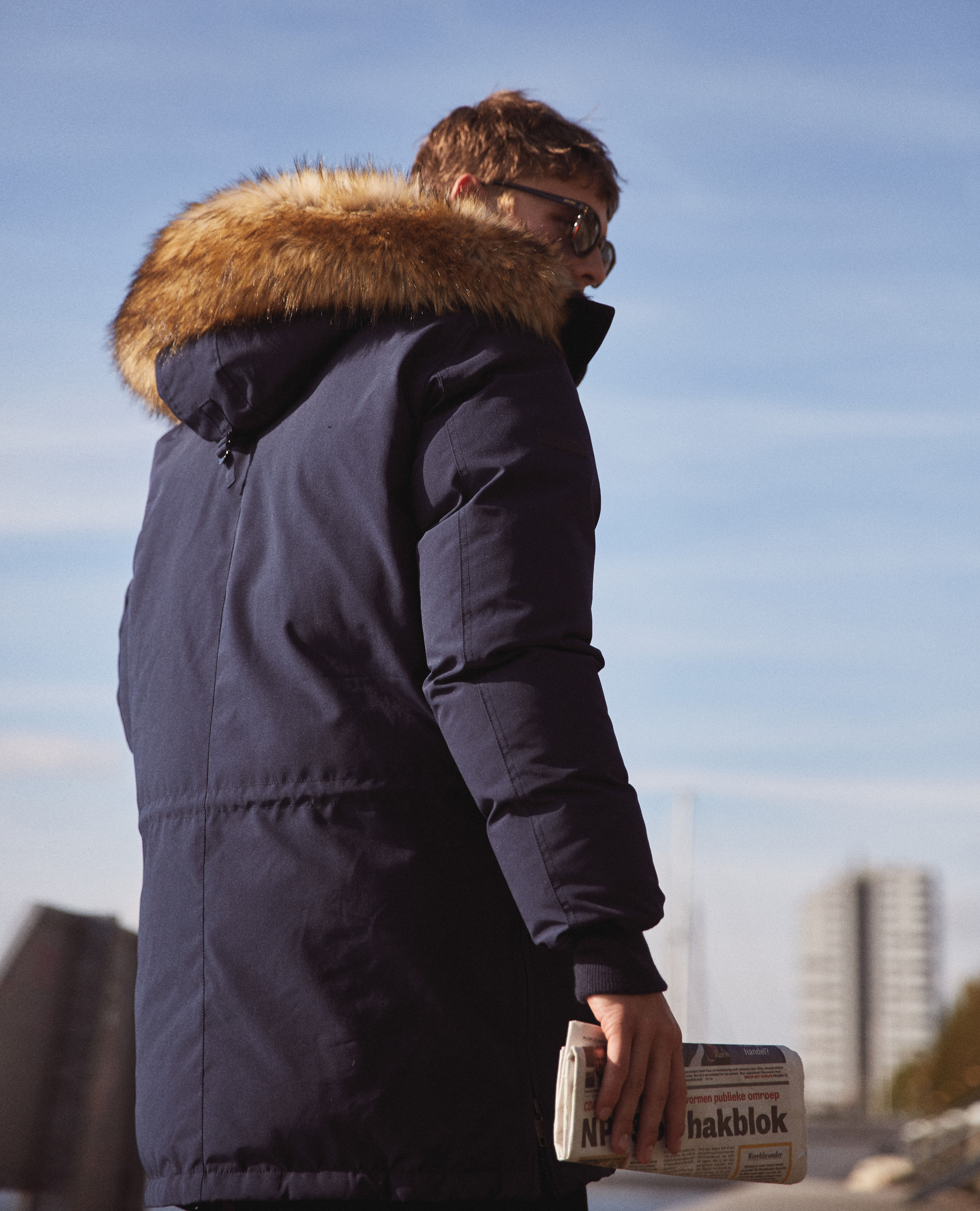 PARKA WITH CONTRASTING COLOURS AND FAKE FUR IN THE HOOD