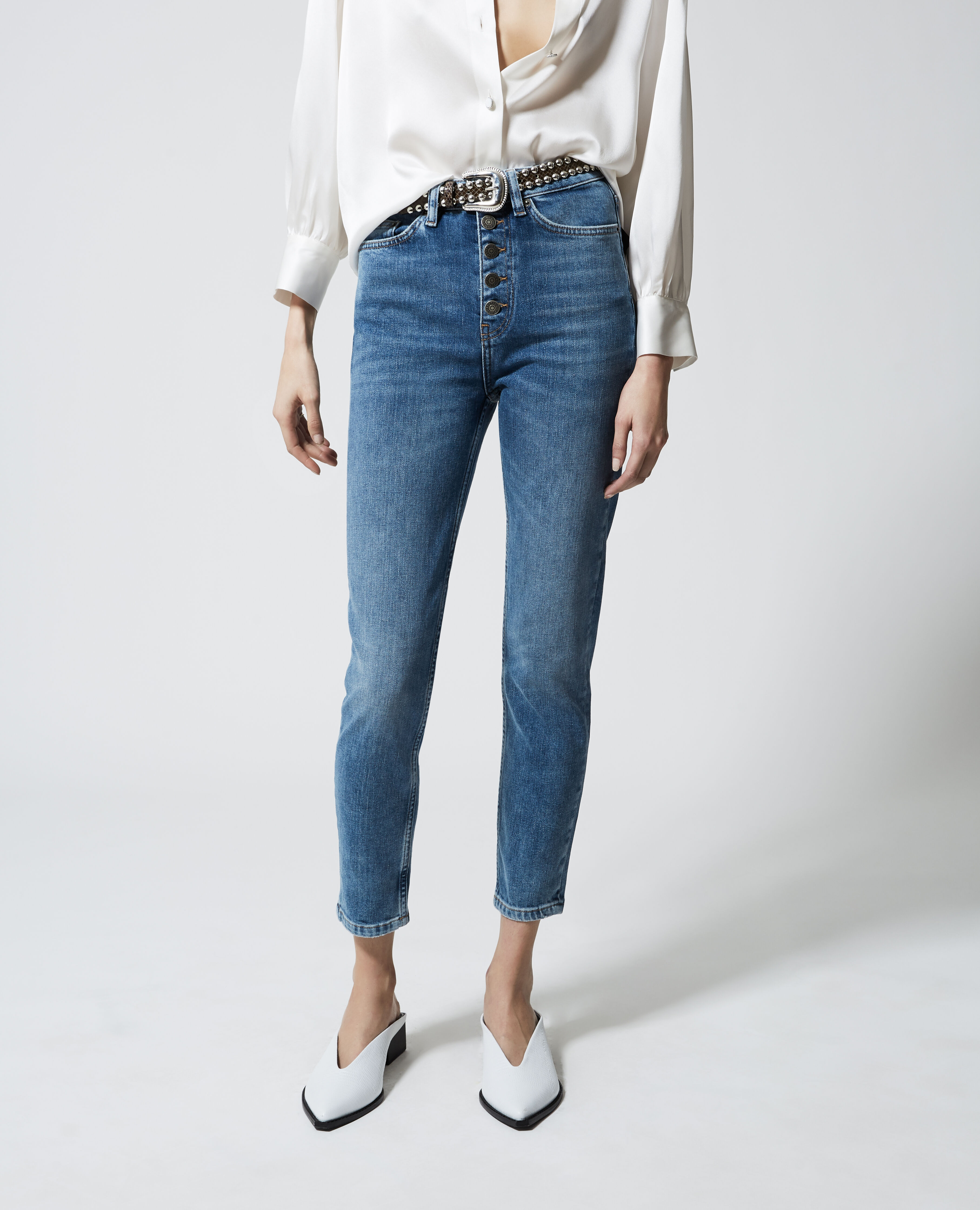 Slim fit vintage blue jeans w visible buttons The Kooples