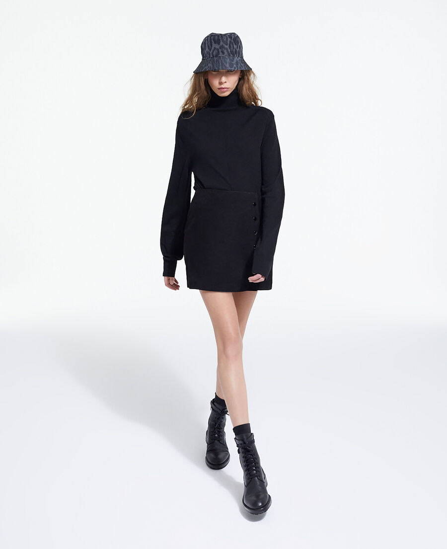 jupe courte en cuir noire