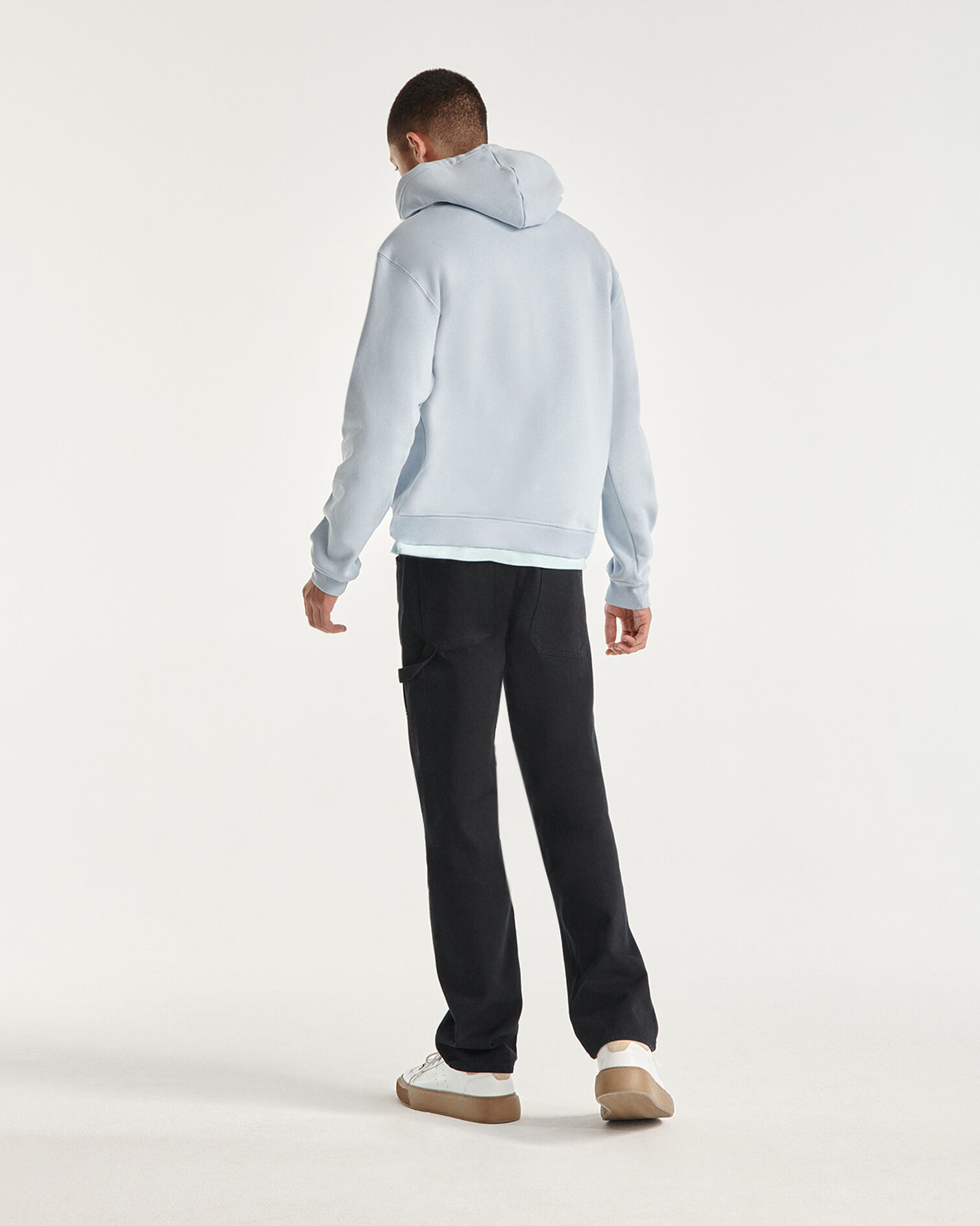 Sweat capuche coton bleu à logo argenté, CHAMBRAY BLUE, hi-res image number null