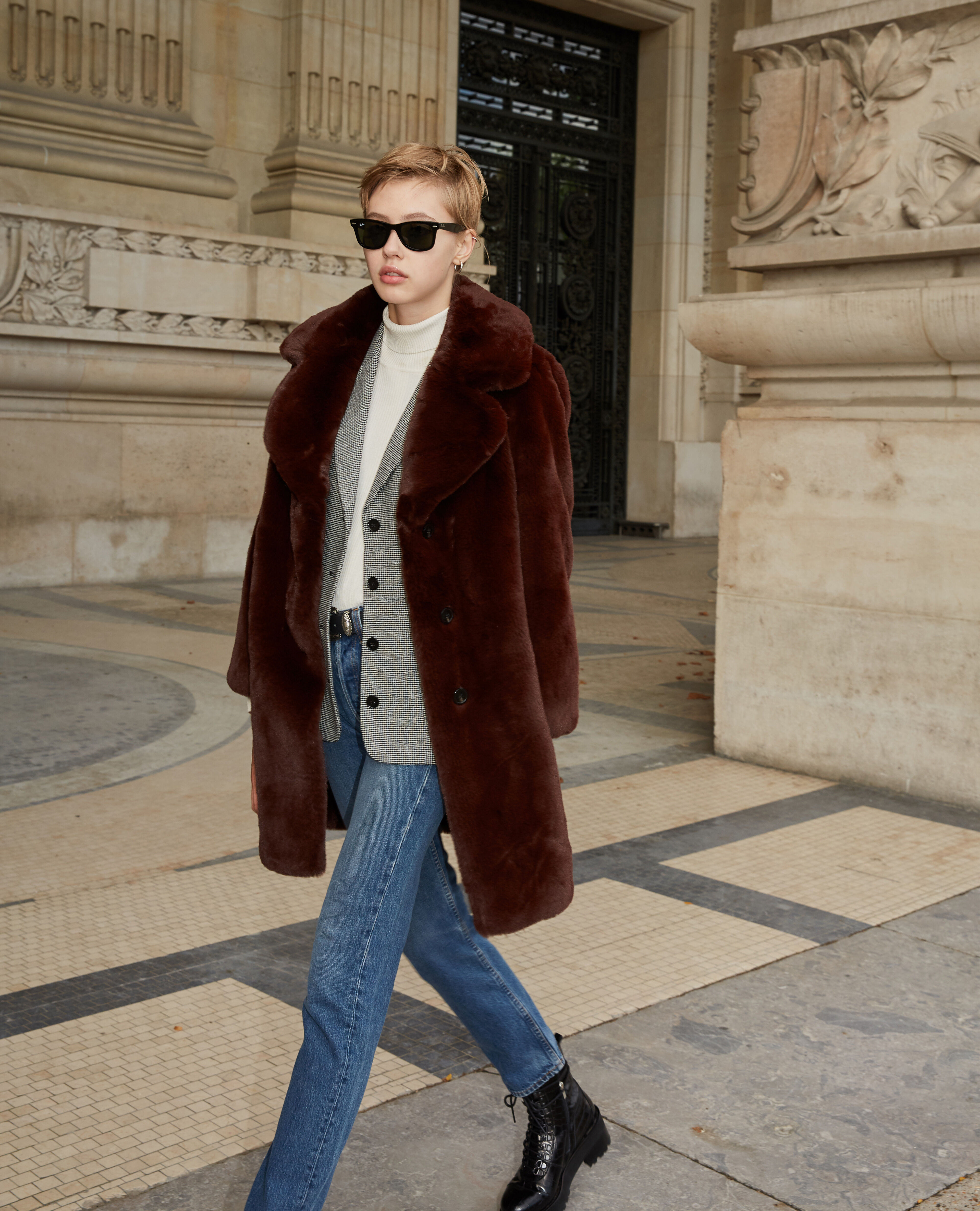 Manteau fausse fourrure marron long