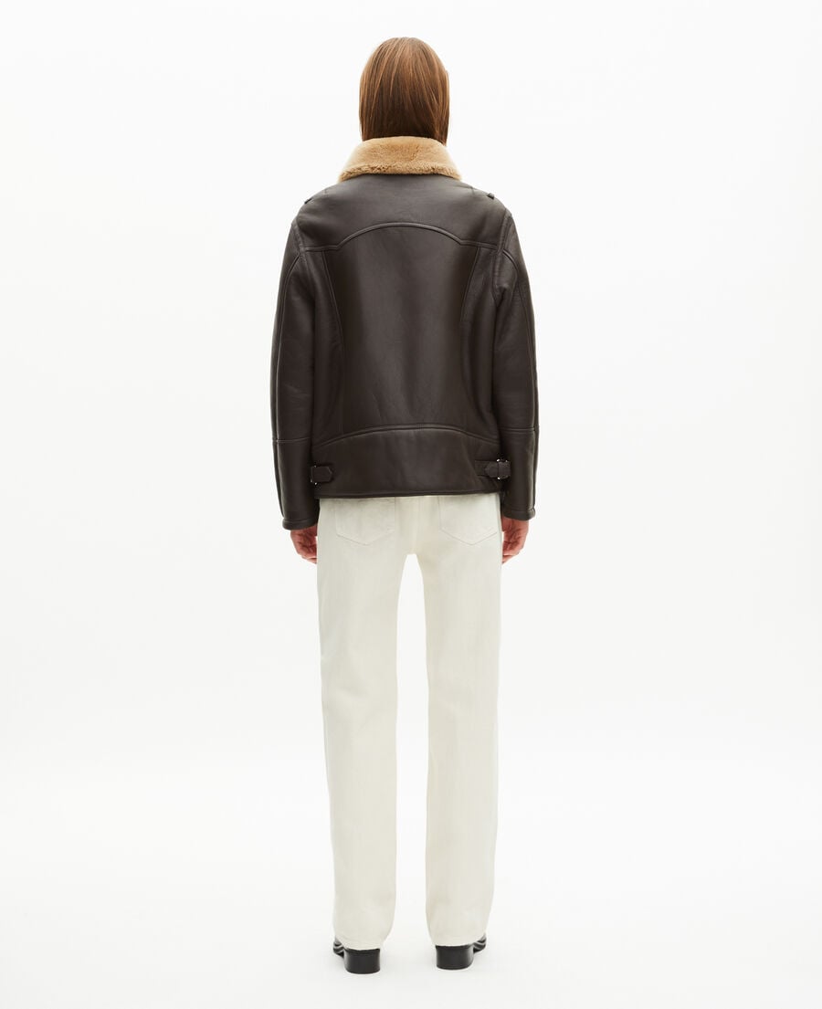 The Kooples FEMME BROWN peau lainée courte avec col sherpa marron