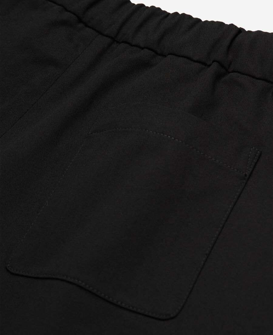 schwarze shorts