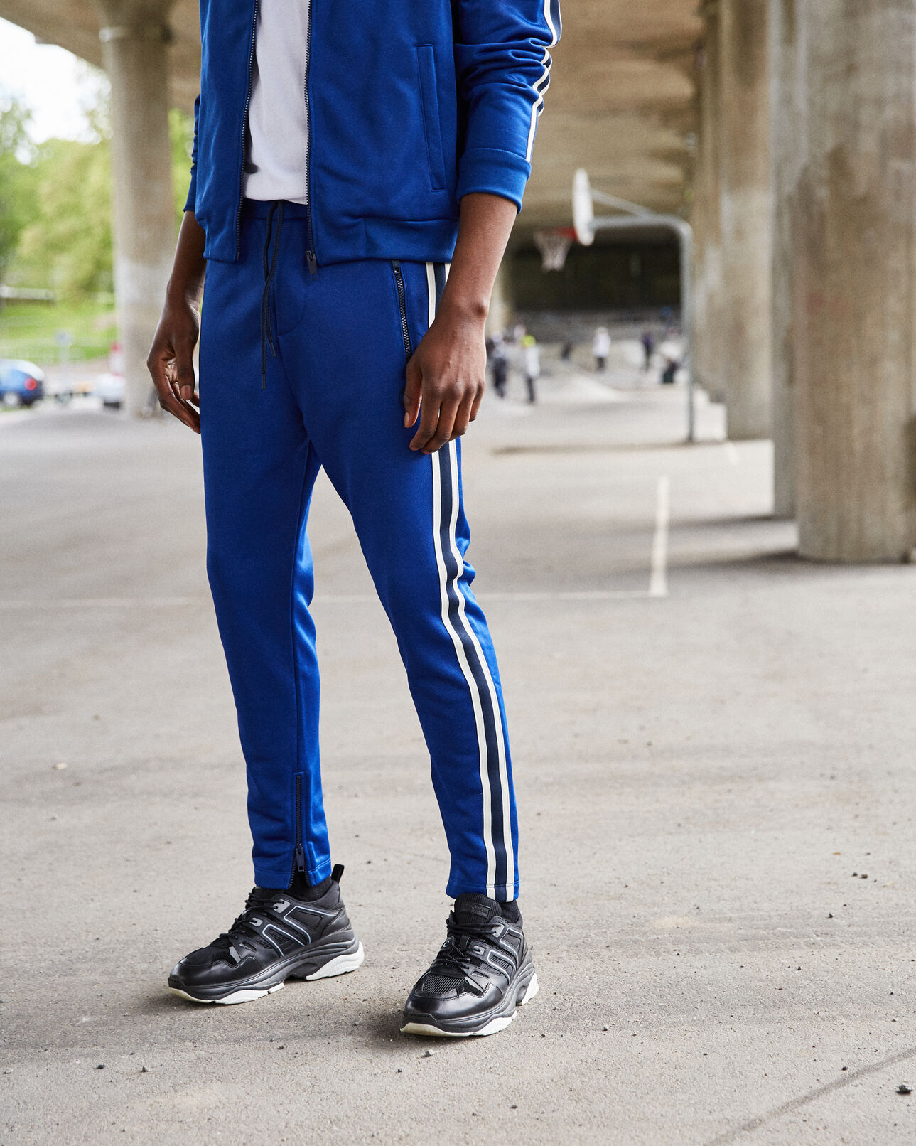The Kooples MEN ELECTRIC BLUE fleece slim-fit blue joggers