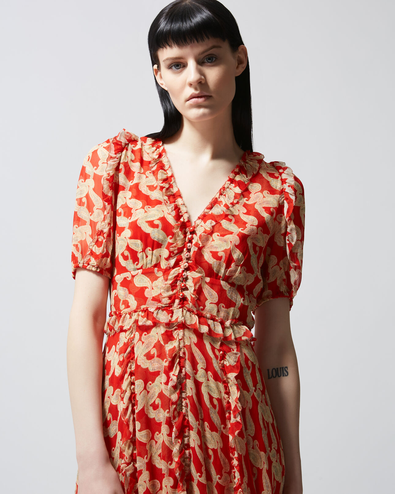 The Kooples FEMME RED / ECRU robe longue imprimée rouge à volants