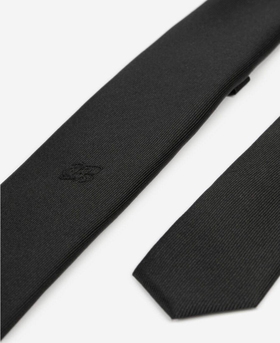 cravate noire en soie