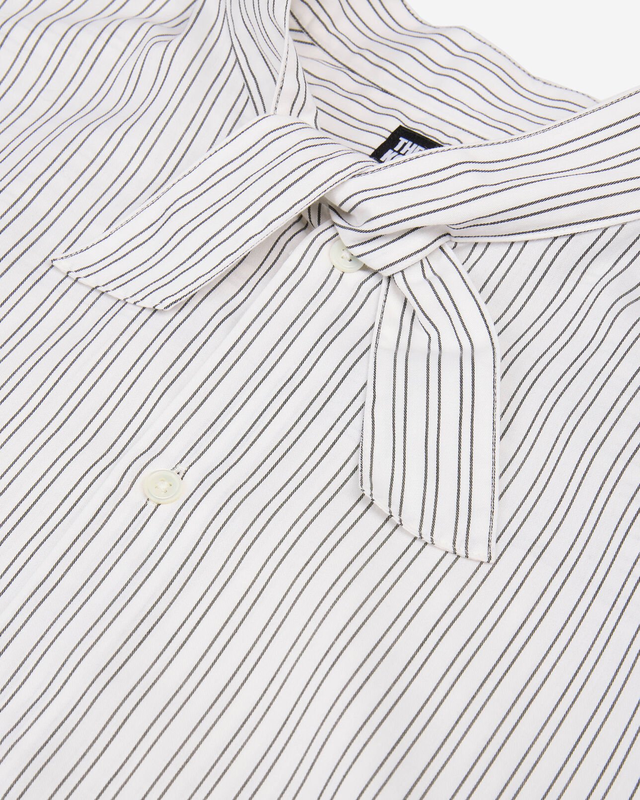 The Kooples HOMME BLACK WHITE chemise à fines rayures blanche