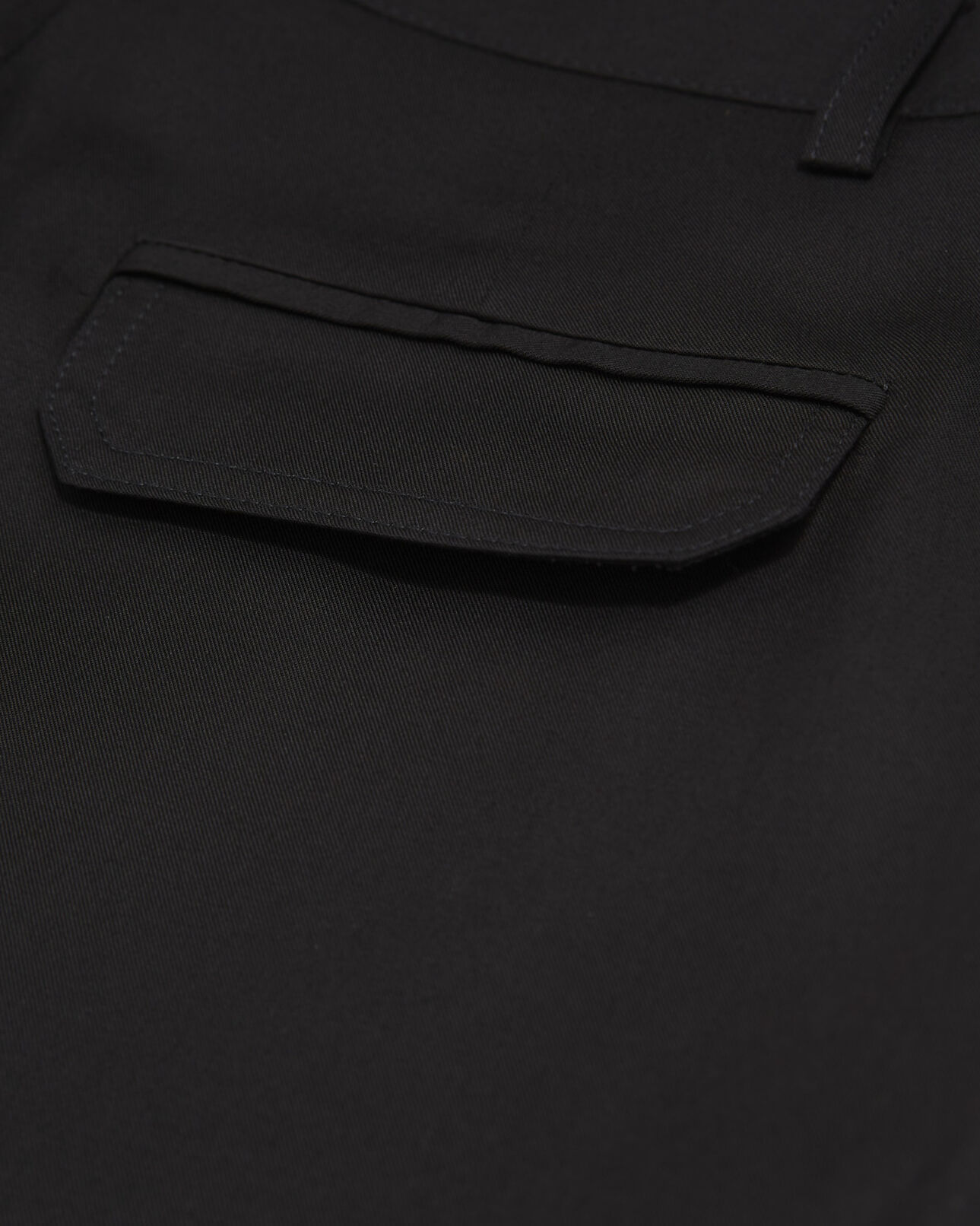 The Kooples FEMME BLACK pantalon droit tencel style militaire noir