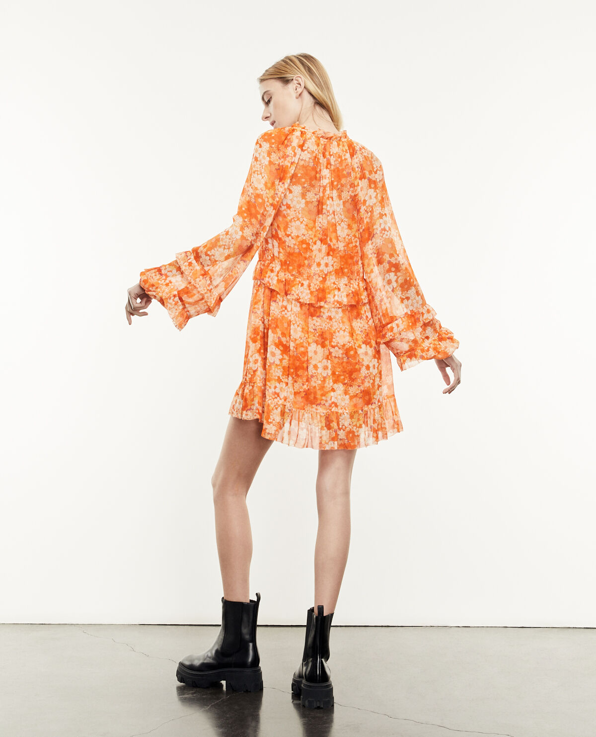 Robe orange fleurie best sale