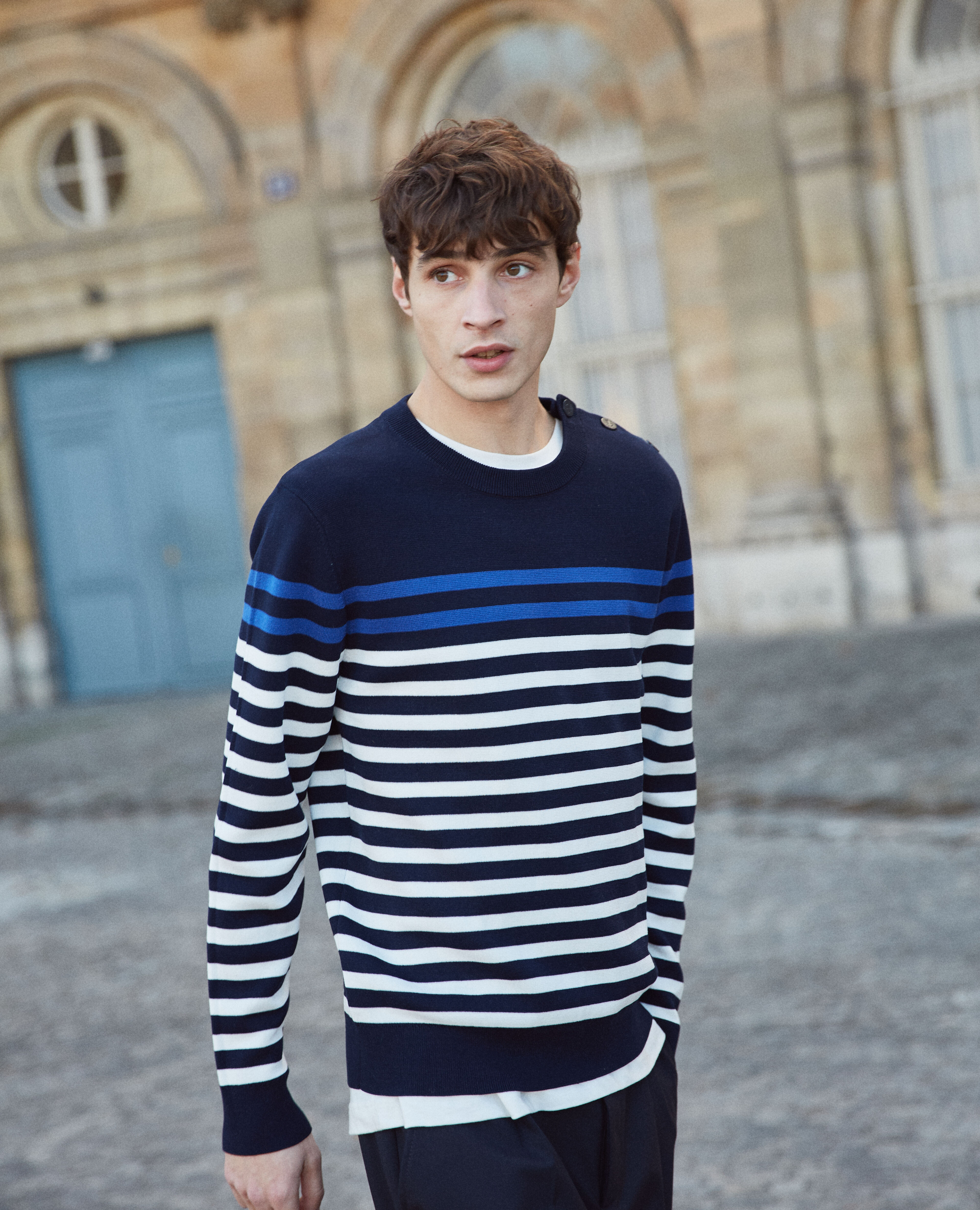 Light blue sweater outfit men sales