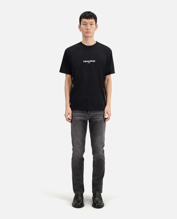 schwarz bedrucktes baumwoll-t-shirt