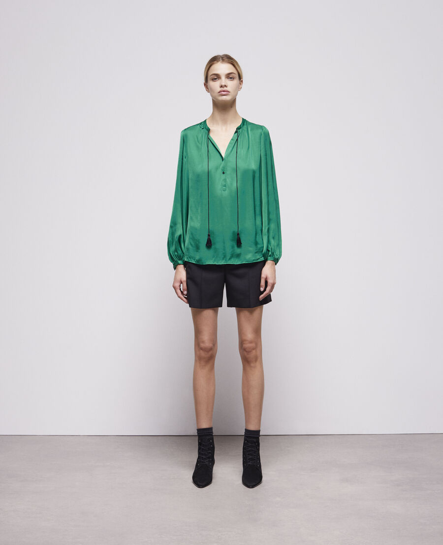green shirt with puffed sleeves