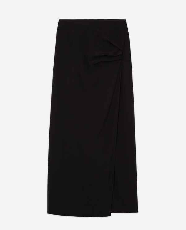 long black skirt