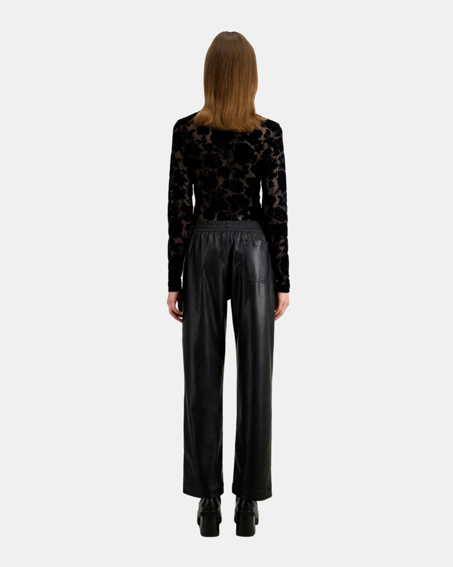 Schwarze Hose in Lederoptik, BLACK, hi-res image number null
