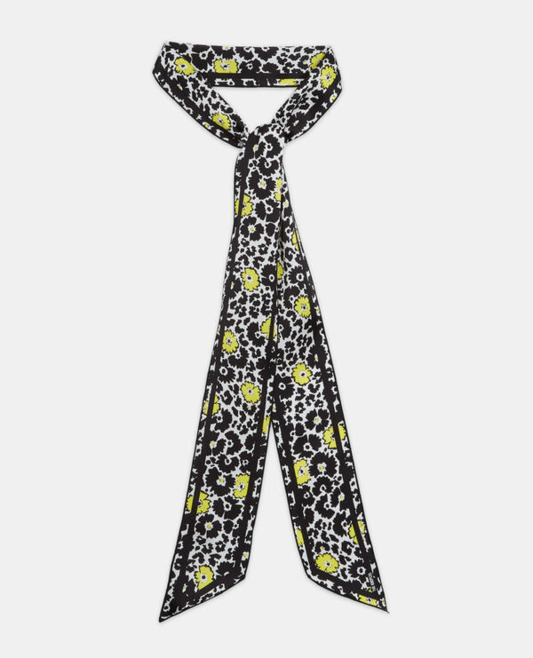 foulard fleuri
