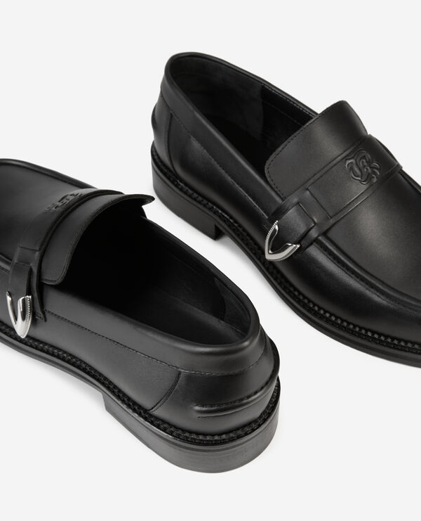 The Kooples HOMME BLACK mocassins en cuir noir avec empiècements métalliques