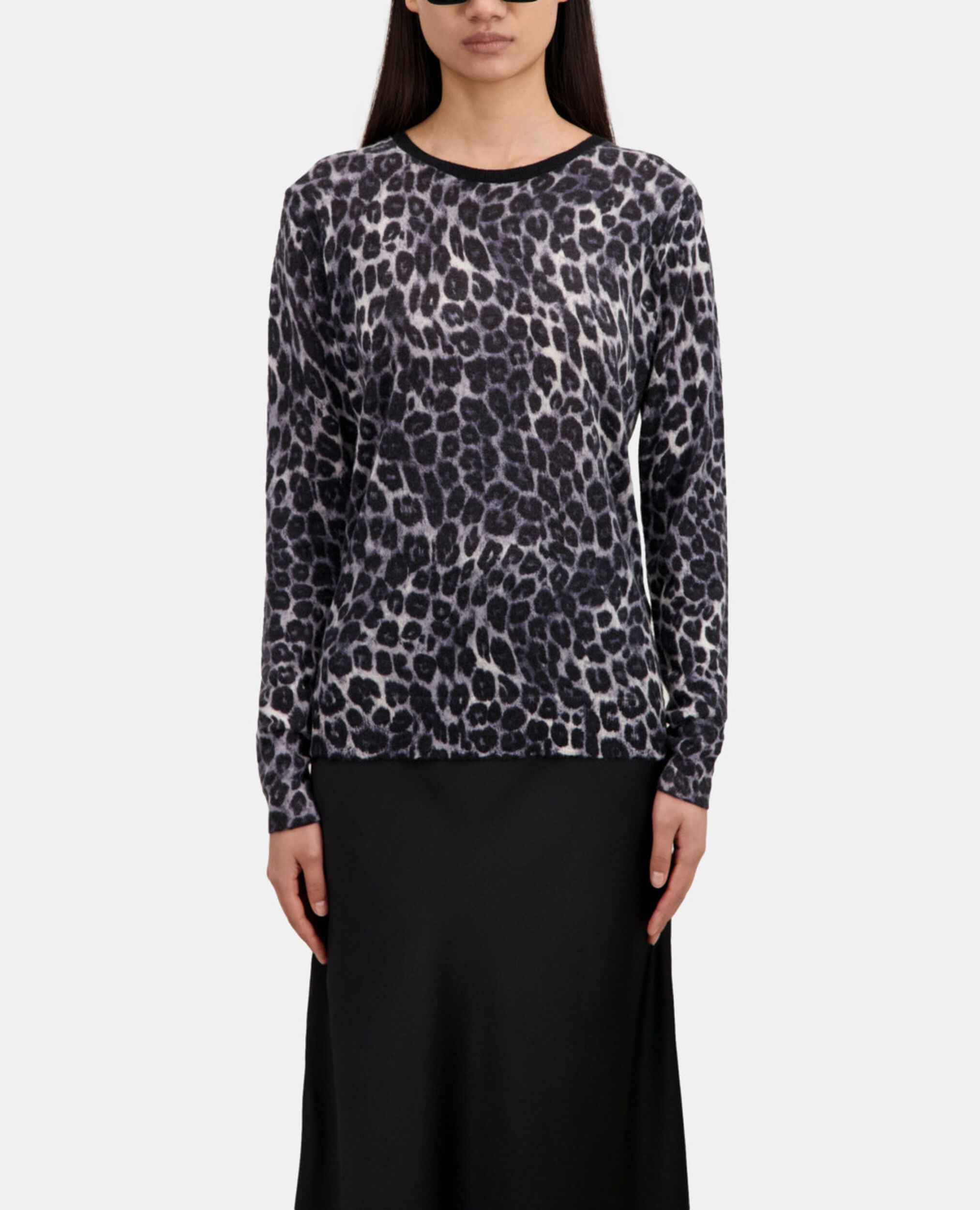Pull imprimé en cachemire, BLACK WHITE LEOPARD, hi-res image number null
