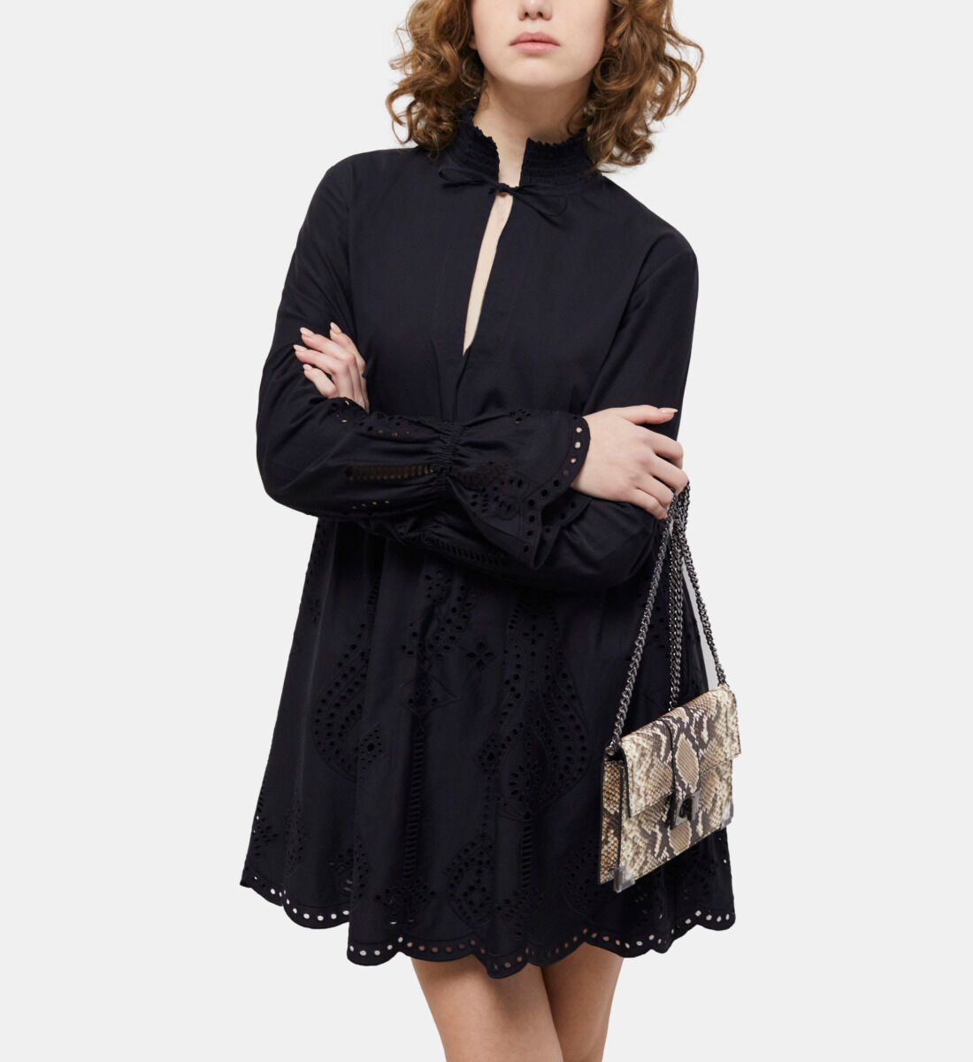 Robe courte store broderie anglaise