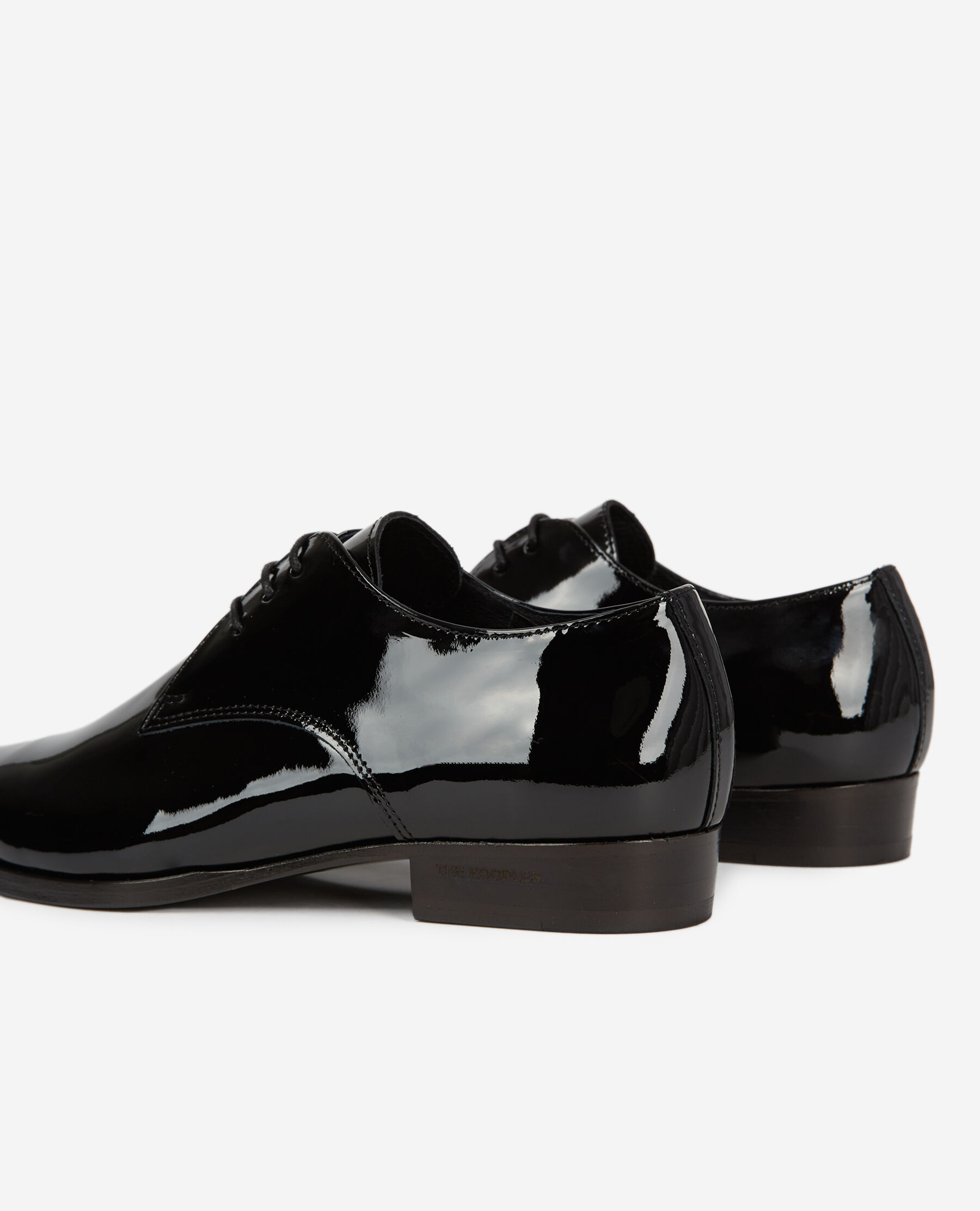 Patent black leather derbies w silver detail