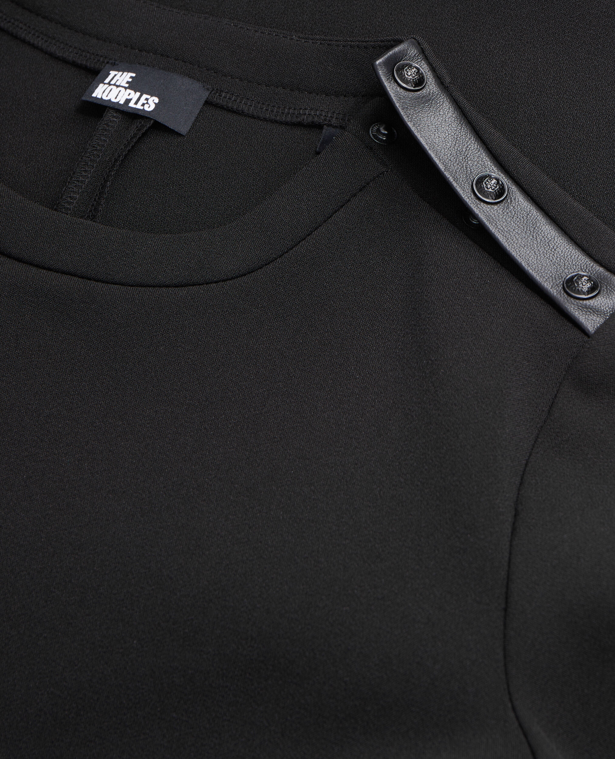 Robe courte en crêpe avec détails en cuir, BLACK, hi-res image number null