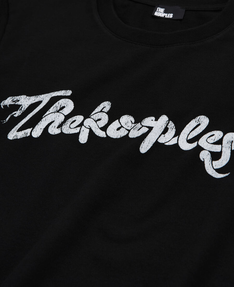 camiseta negra serigrafiada snake logotipo