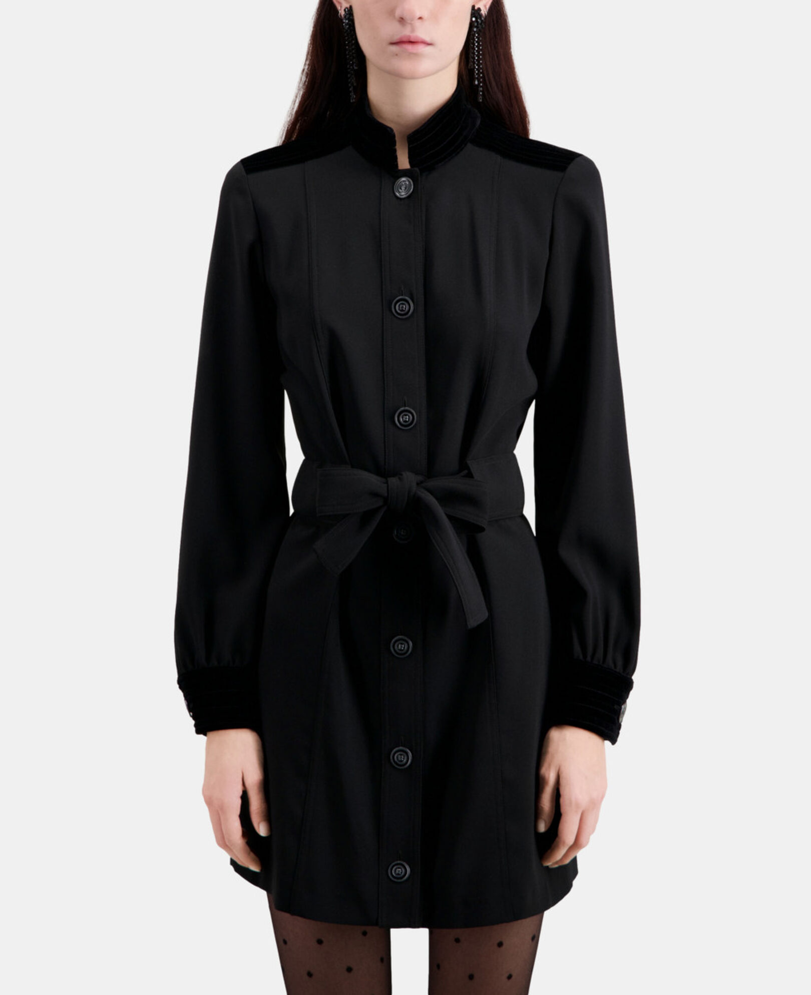 The Kooples FEMME BLACK robe courte noire en crêpe avec détails en velours