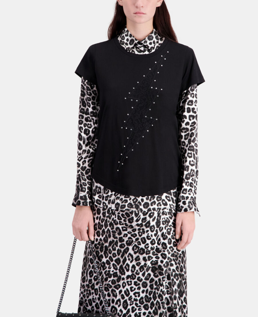black t-shirt with lace lightning