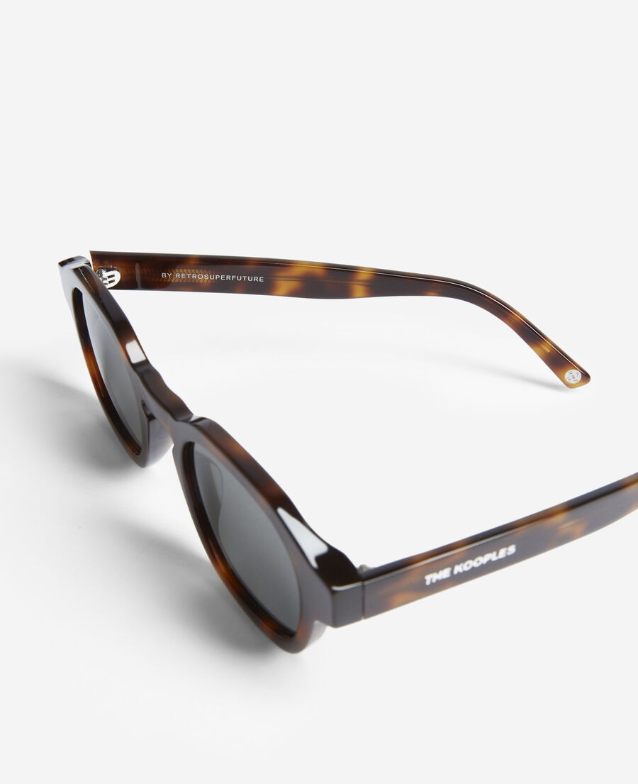 brown tortoiseshell sunglasses