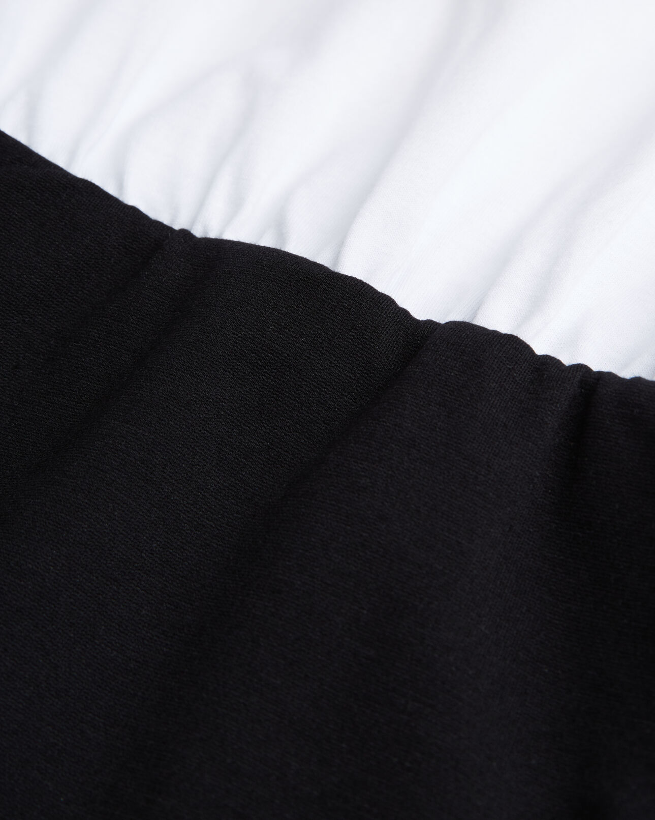 The Kooples FEMME BLACK / WHITE robe courte en coton bicolore