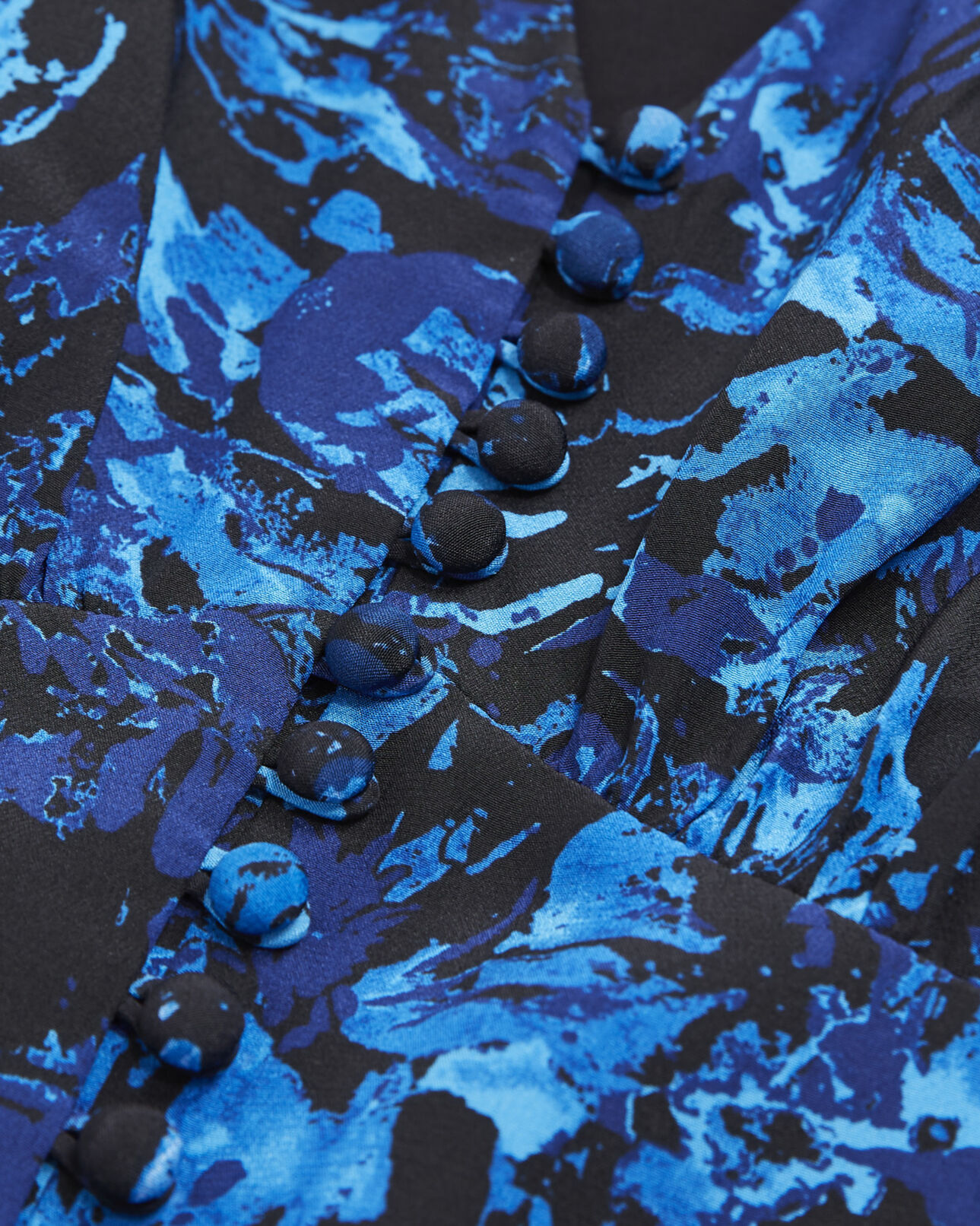 The Kooples FEMME DARK BLUE robe longue en soie bleue imprimée
